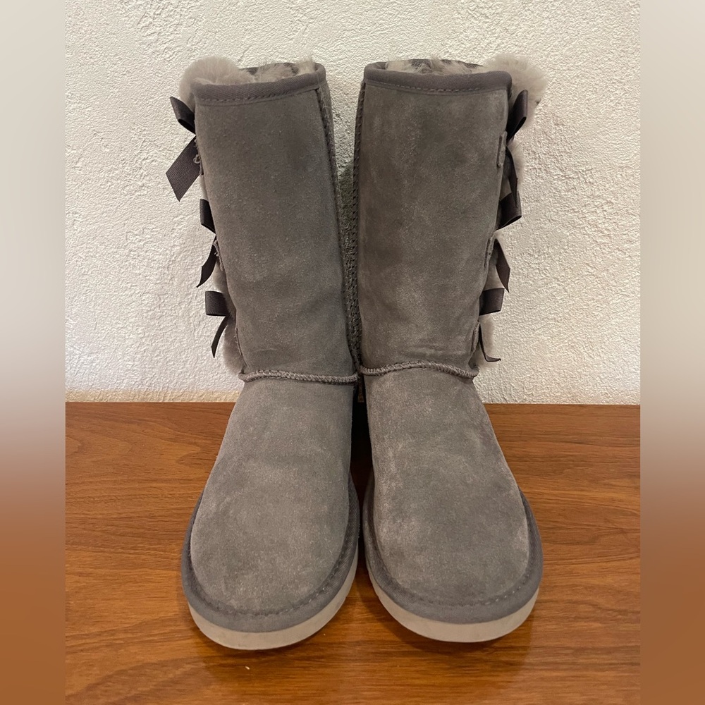 Gently used Koolaburra by UGG Women's Victoria Tall Winter Boot, Rabbit